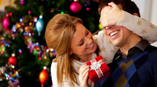 top-5-best-christmas-gifts-for-men Top 5 Best Christmas Gifts for Men