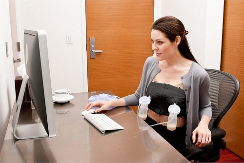 Breastfeeding Mom’s Guide to Pumping Milk at Work Breastfeeding Mom’s Guide to Pumping Milk at Work